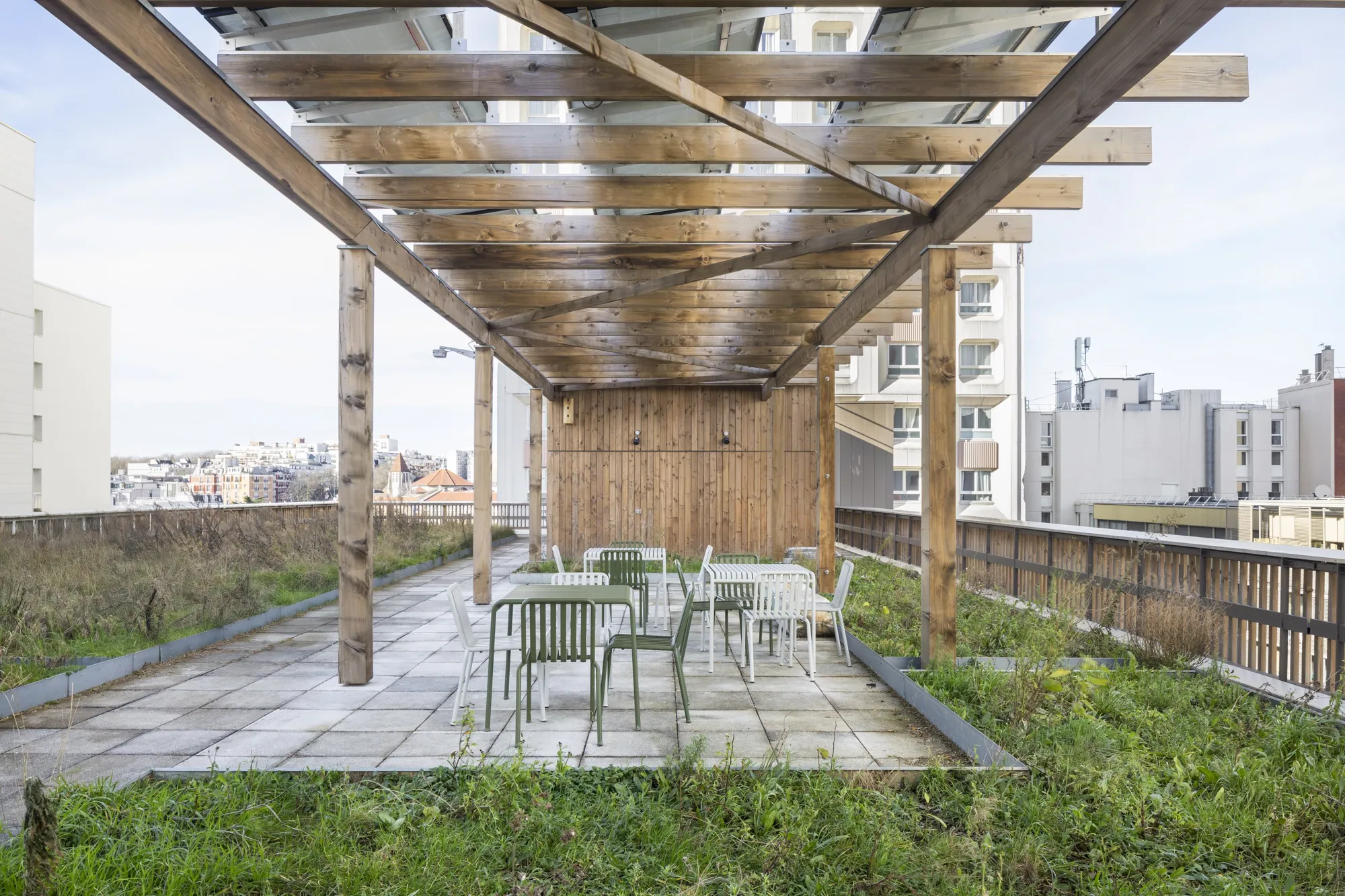 Terrasse sous pergola en bois